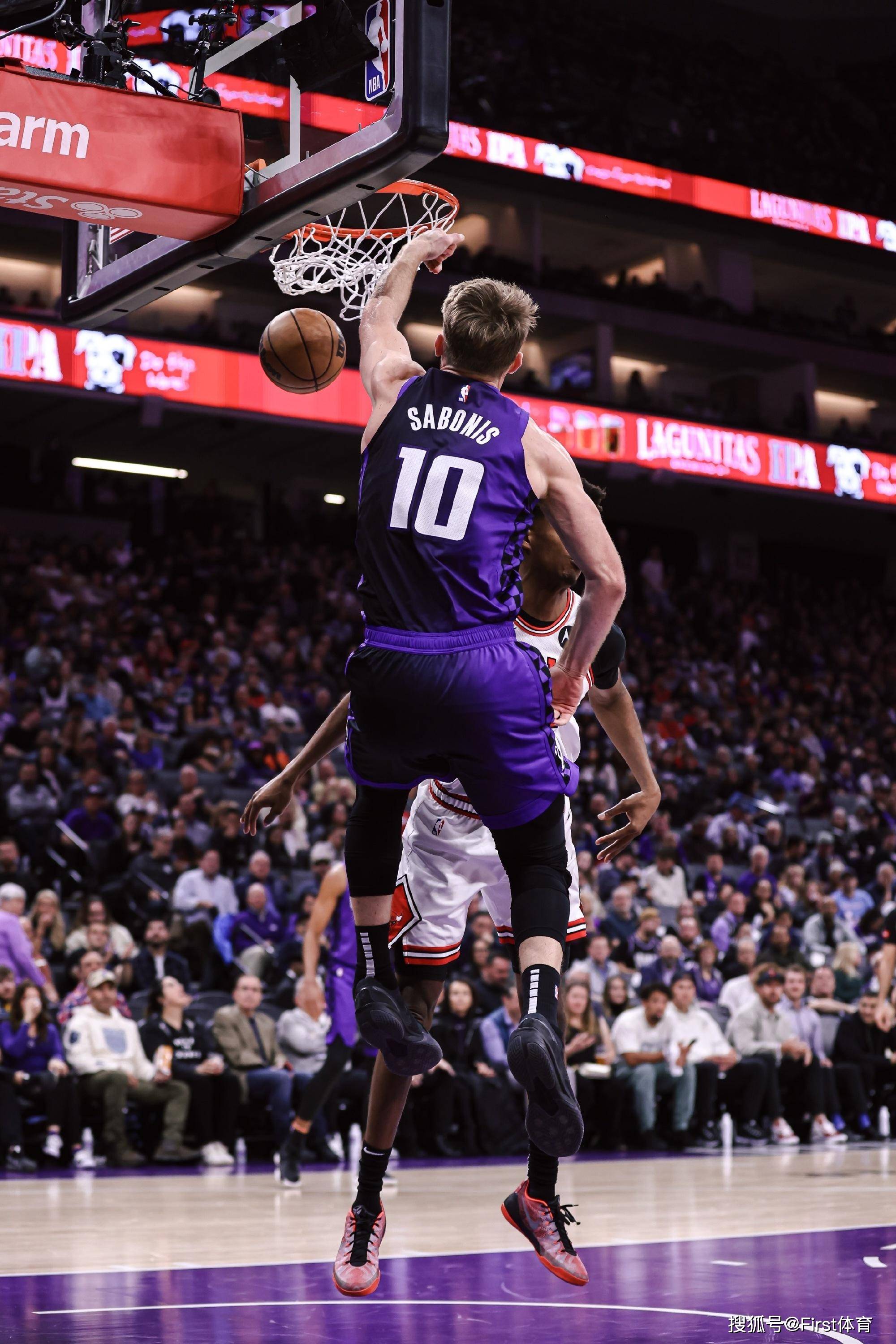 国王杯赛程吃紧；萨克拉门托国王冲刺阶段临场应变；令人意外；控场能力成焦点的简单介绍