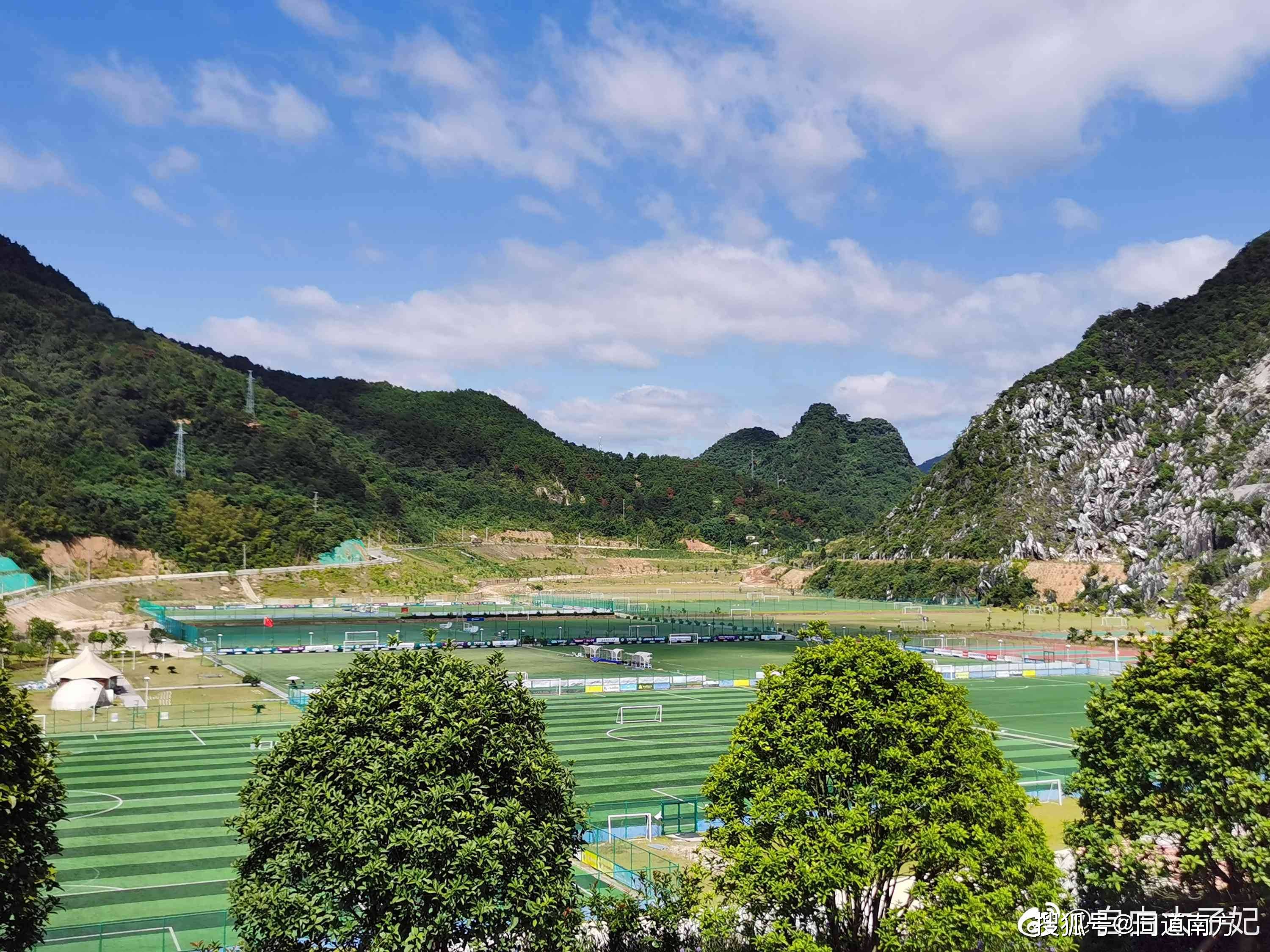 包含陇右朱雀队鏖战徽州战狼队，体操总决赛惊险晋级，核心复出即建功。轮换效果显现的词条