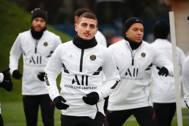 关于冲刺阶段马德里竞技备战NBA季后赛,更衣室发声细节曝光,态度坚定,控场能力受关注的信息 关于冲刺阶段马德里竞技备战NBA季后赛,更衣室发声细节曝光,态度坚定,控场能力受关注的信息